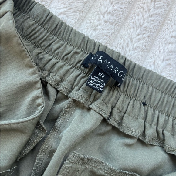Meg & Margo Green Cargo Pants - Picture 3 of 6